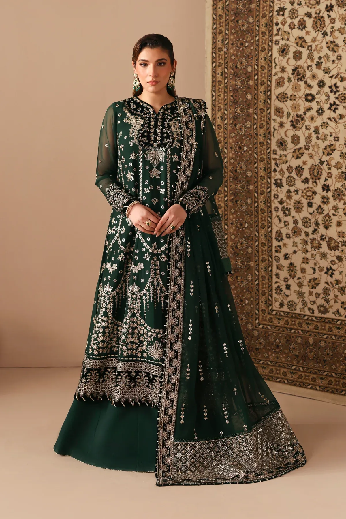 XENIA NEORAH LUXURY QAIFA