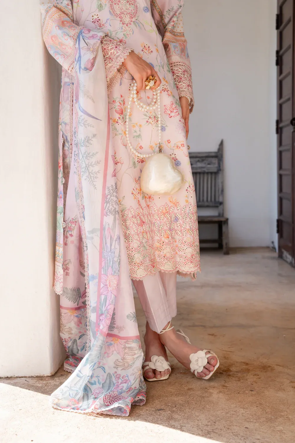 AABYAAN SHEZLIN CHIKANKARI AZ-04 - Image 3