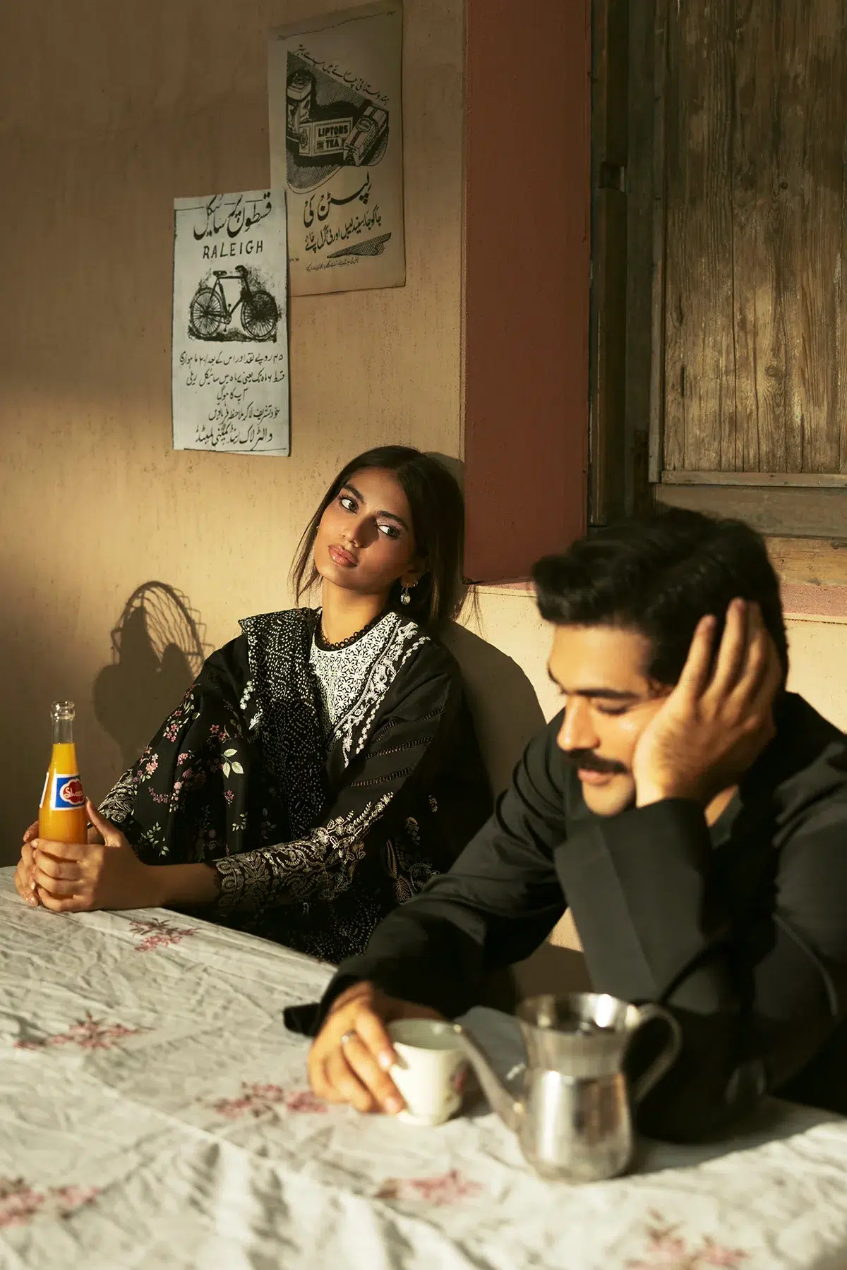 AFROZEH MULAQAAT AL-25-V12-05 - Image 3