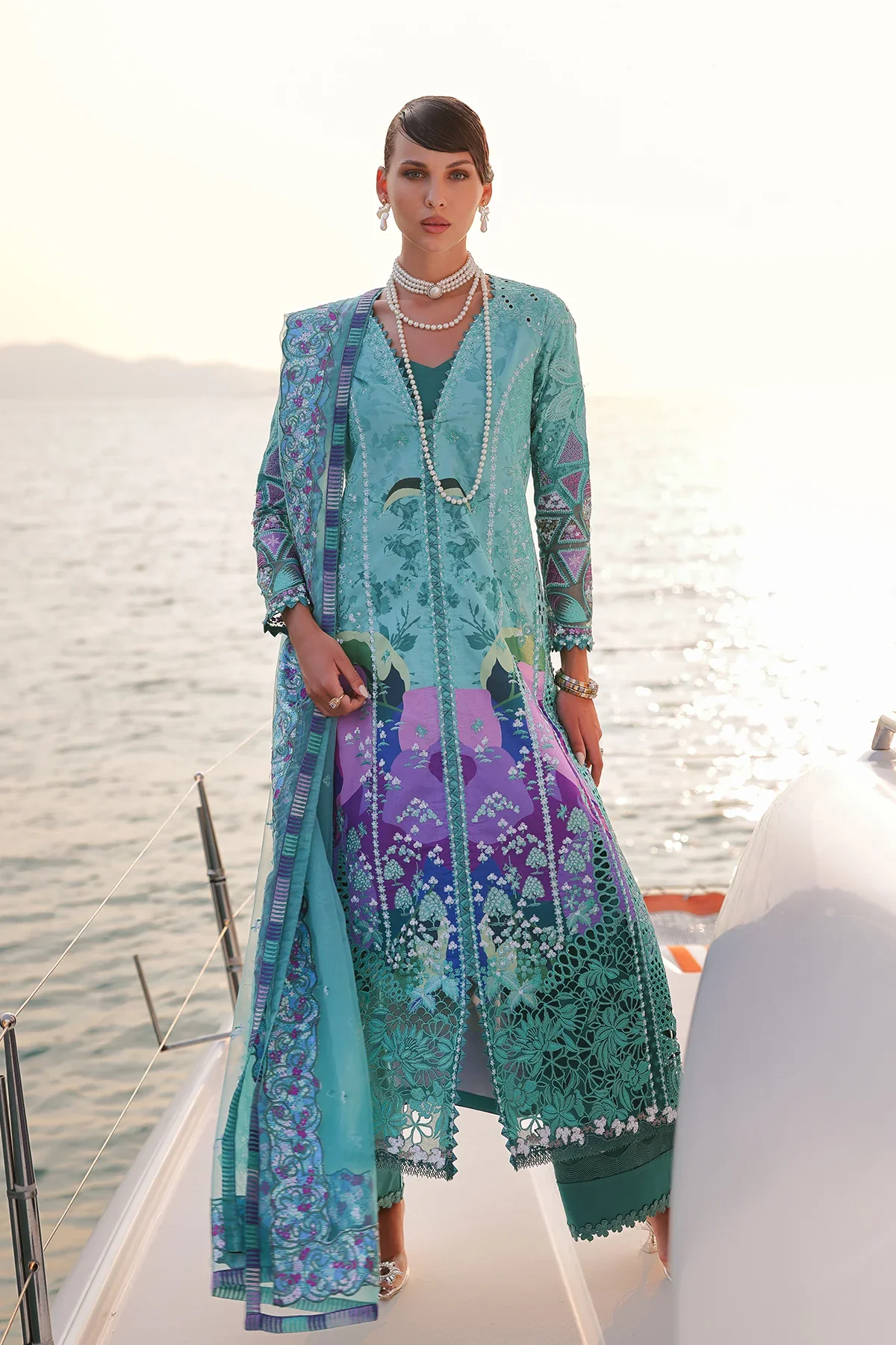 AFROZEH SOVANA - Image 2