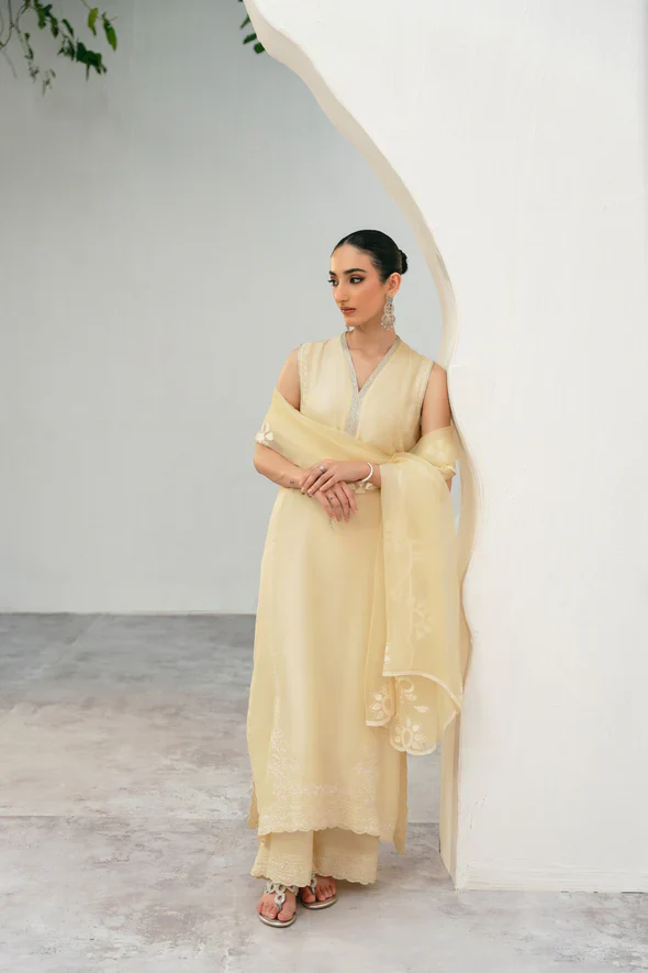 AGHANOOR BRIDAL ZOREH 3PC - Image 3