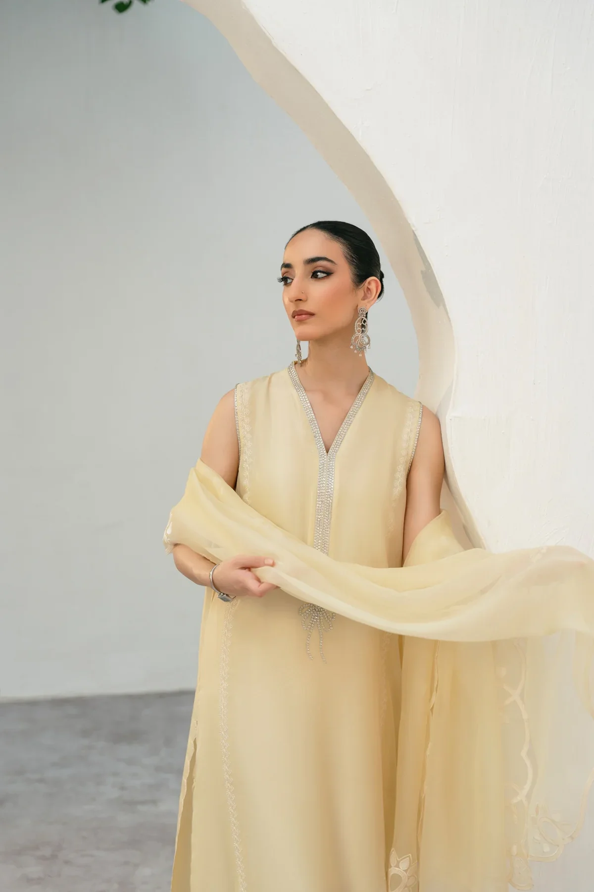 AGHANOOR BRIDAL ZOREH 3PC - Image 5
