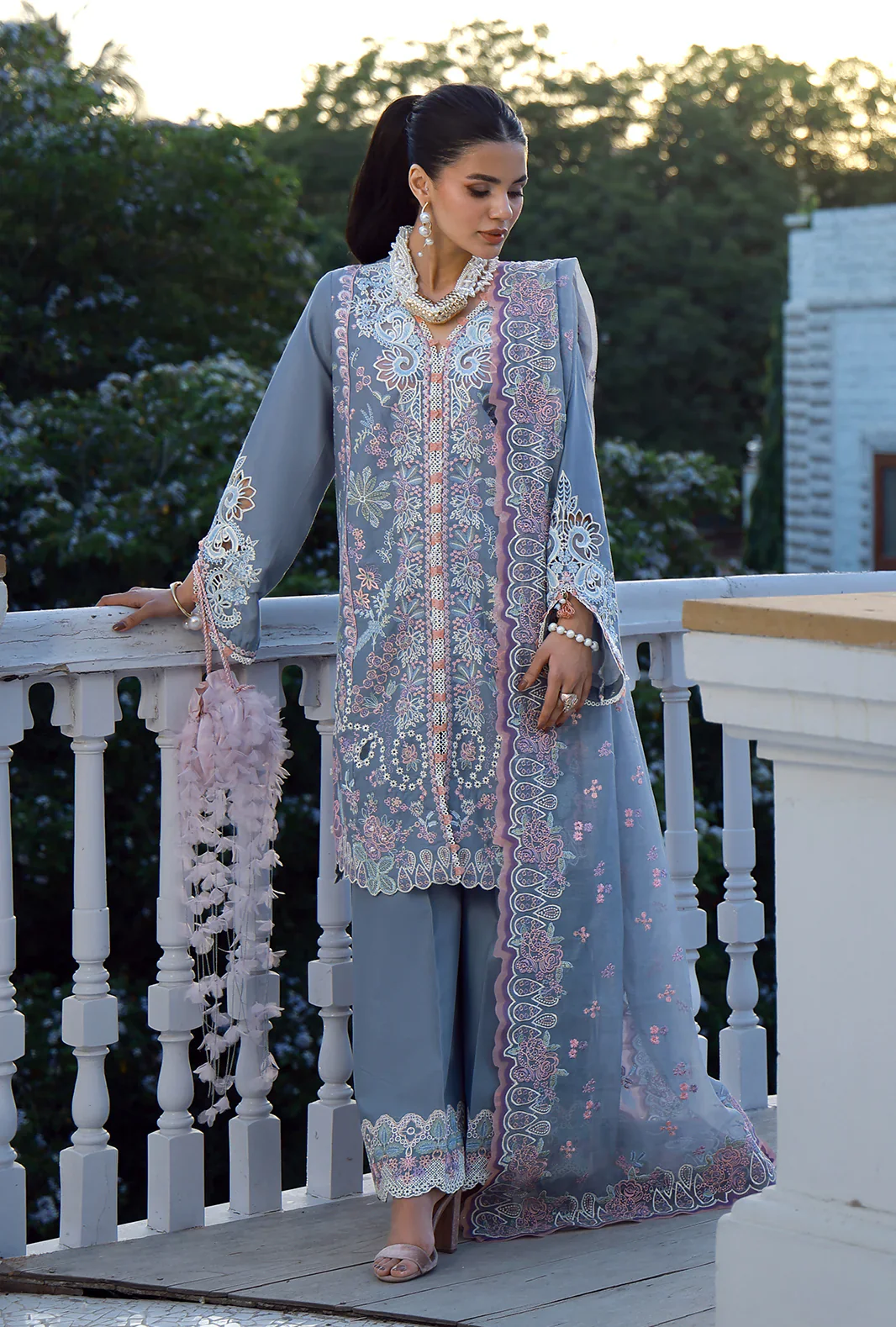 AJR SIGNATURE LAWN AVEN - Image 6