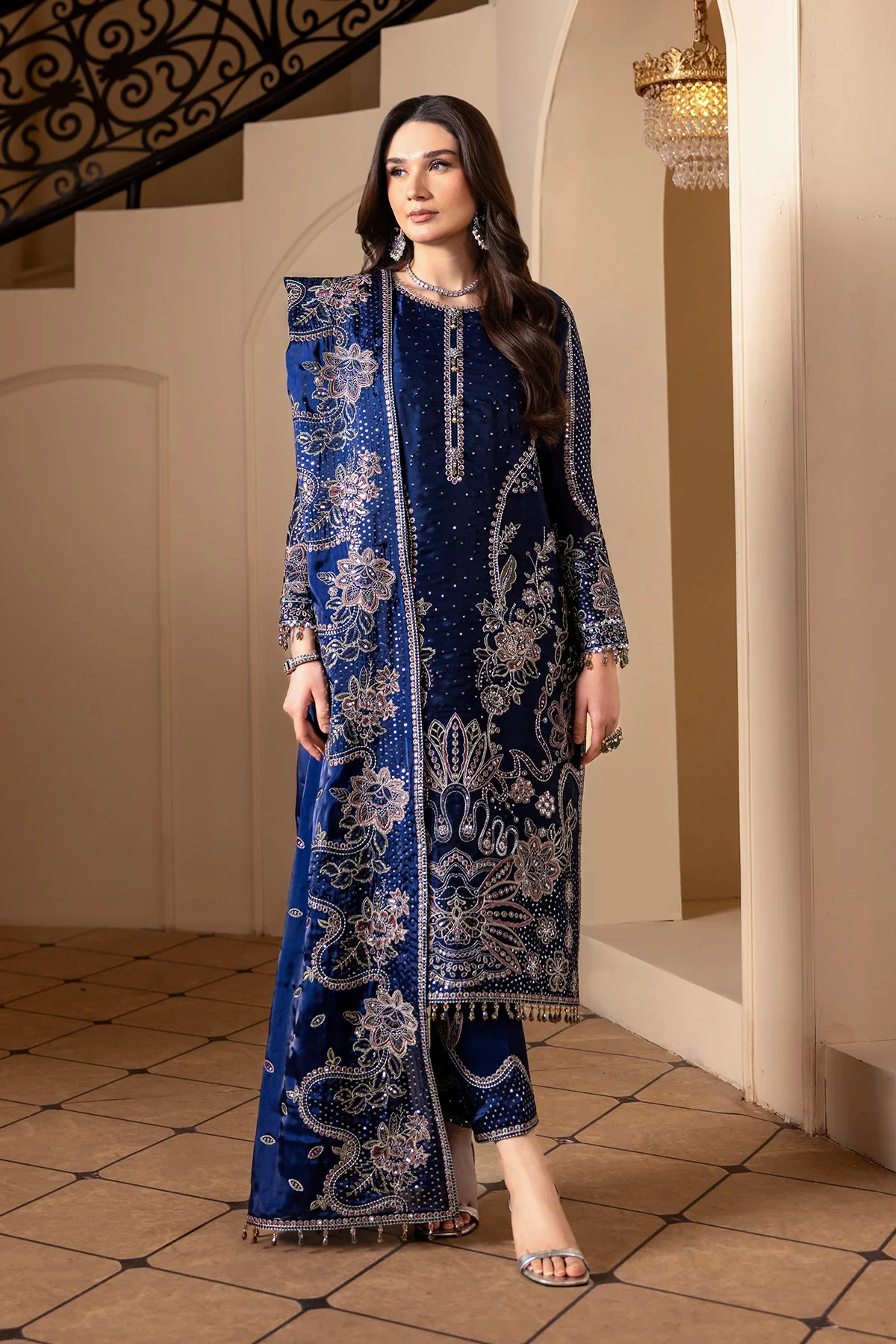 ALIZEH AAINA REFLECTION OF ELEGANCE BANO