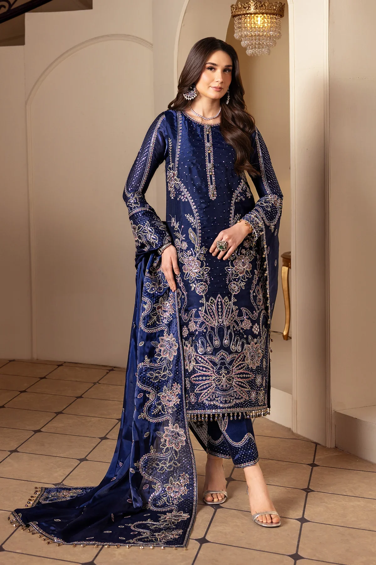 ALIZEH AAINA REFLECTION OF ELEGANCE BANO - Image 5