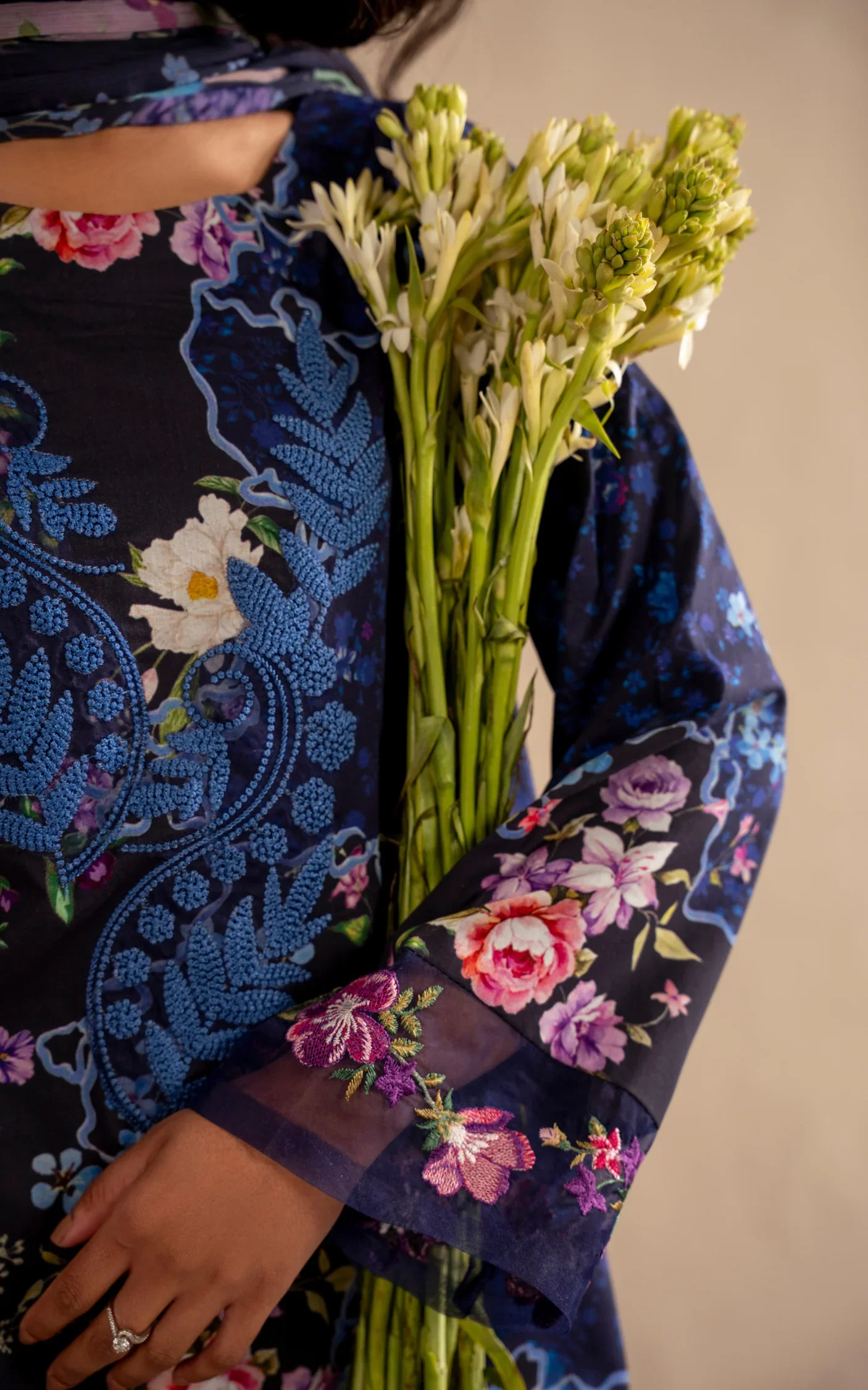 ASIFA NABEEL MERAKI LAWN MSSL-04 - Image 3
