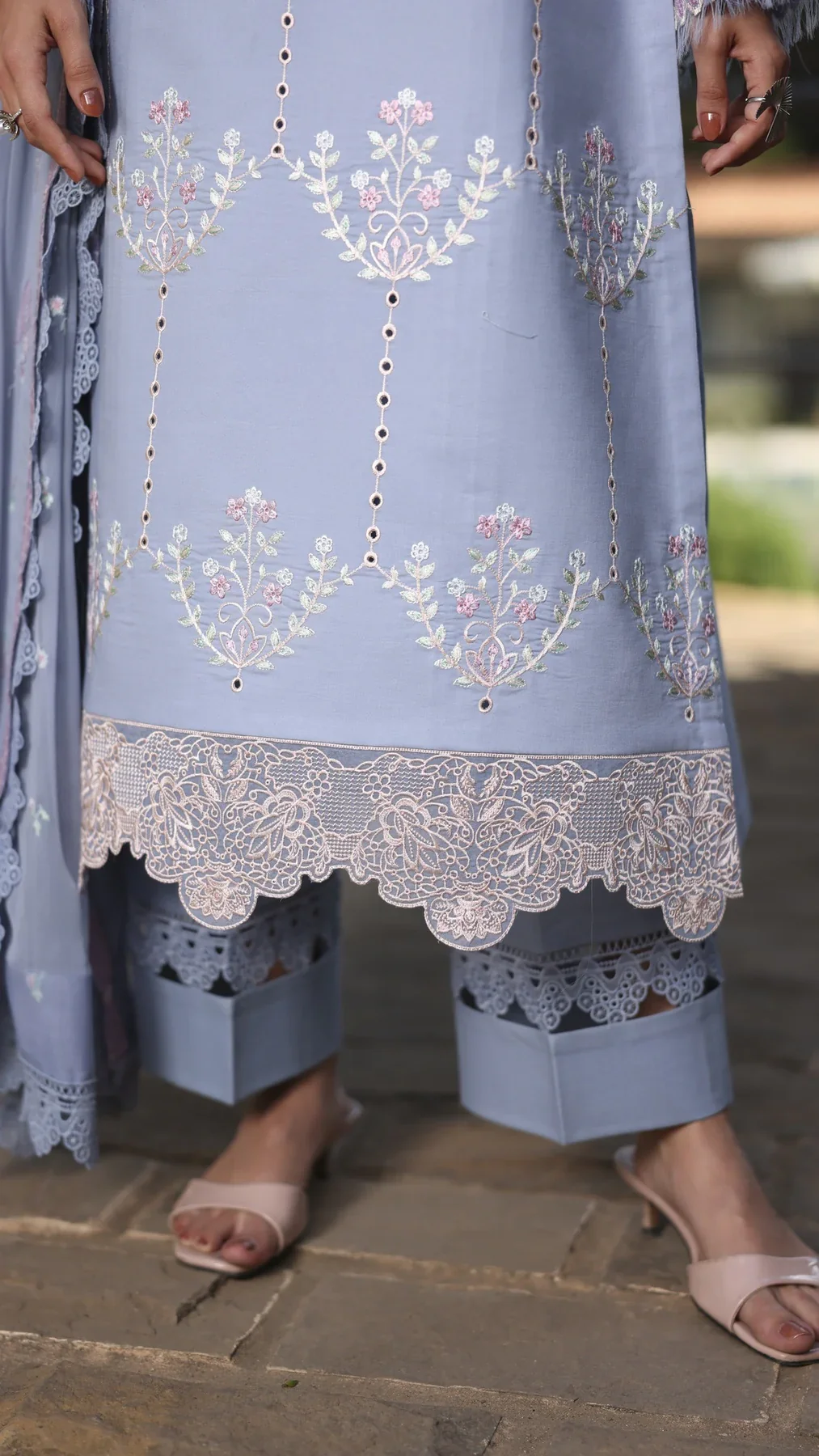 AYLEEN LUXE BLOSSOM SUMMER ARZOO - Image 2