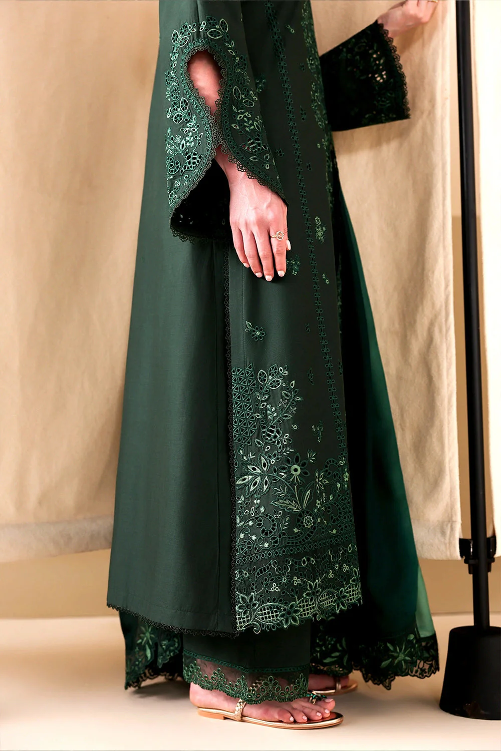 AZURE LUXURY LAWN SHADES OF EMERALD - Image 3