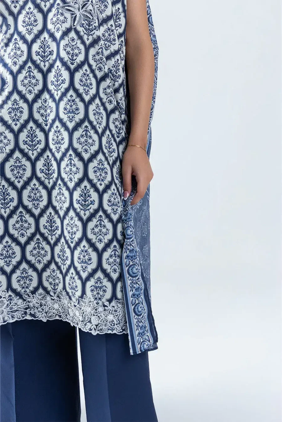 BEECHTREE BT12502UN006281 3PC - Image 3