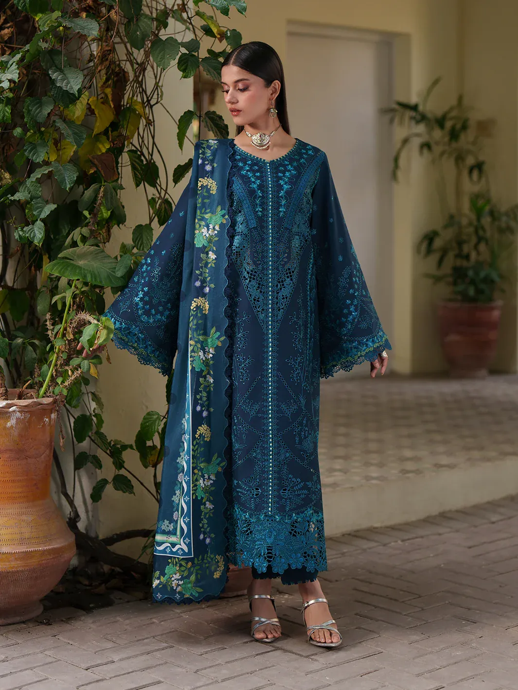 BINILYAS HERITAGE DORE 173A