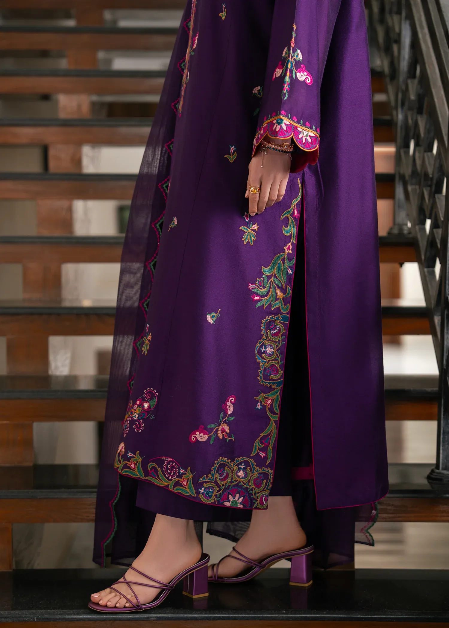 BUZZAZI PLUM FESTIVE 3PC - Image 2