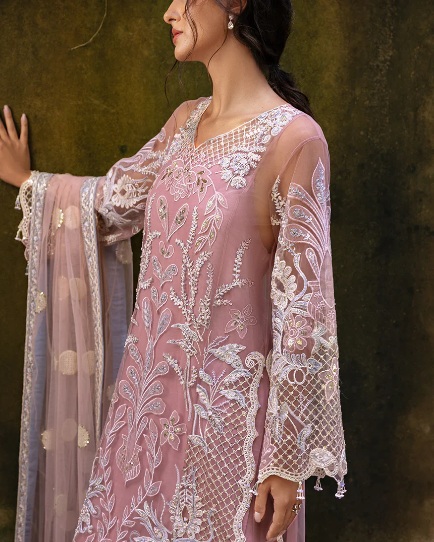 ESMEL ALOURA - Image 11