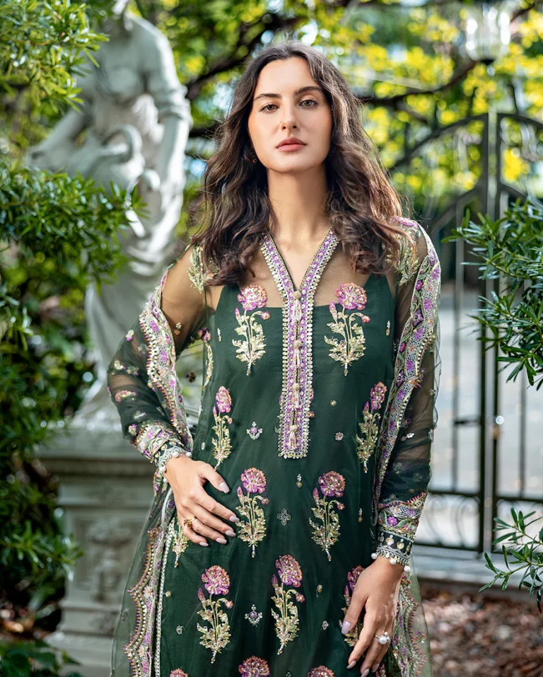 ESMEL DESIREE - Image 3