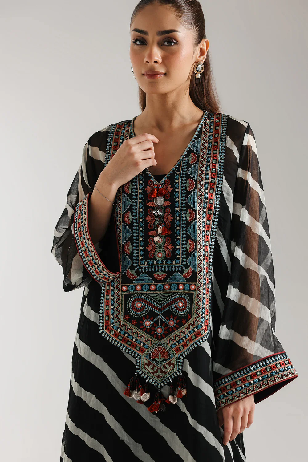ETHNIC E3066-103-901 31PC - Image 2