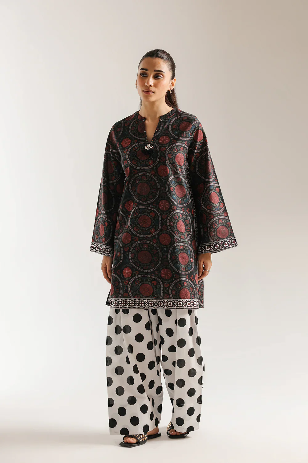 ETHNIC E7751-102-902 2PC