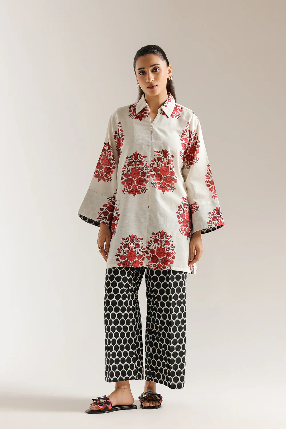 ETHNIC E8102-102-002 2PC