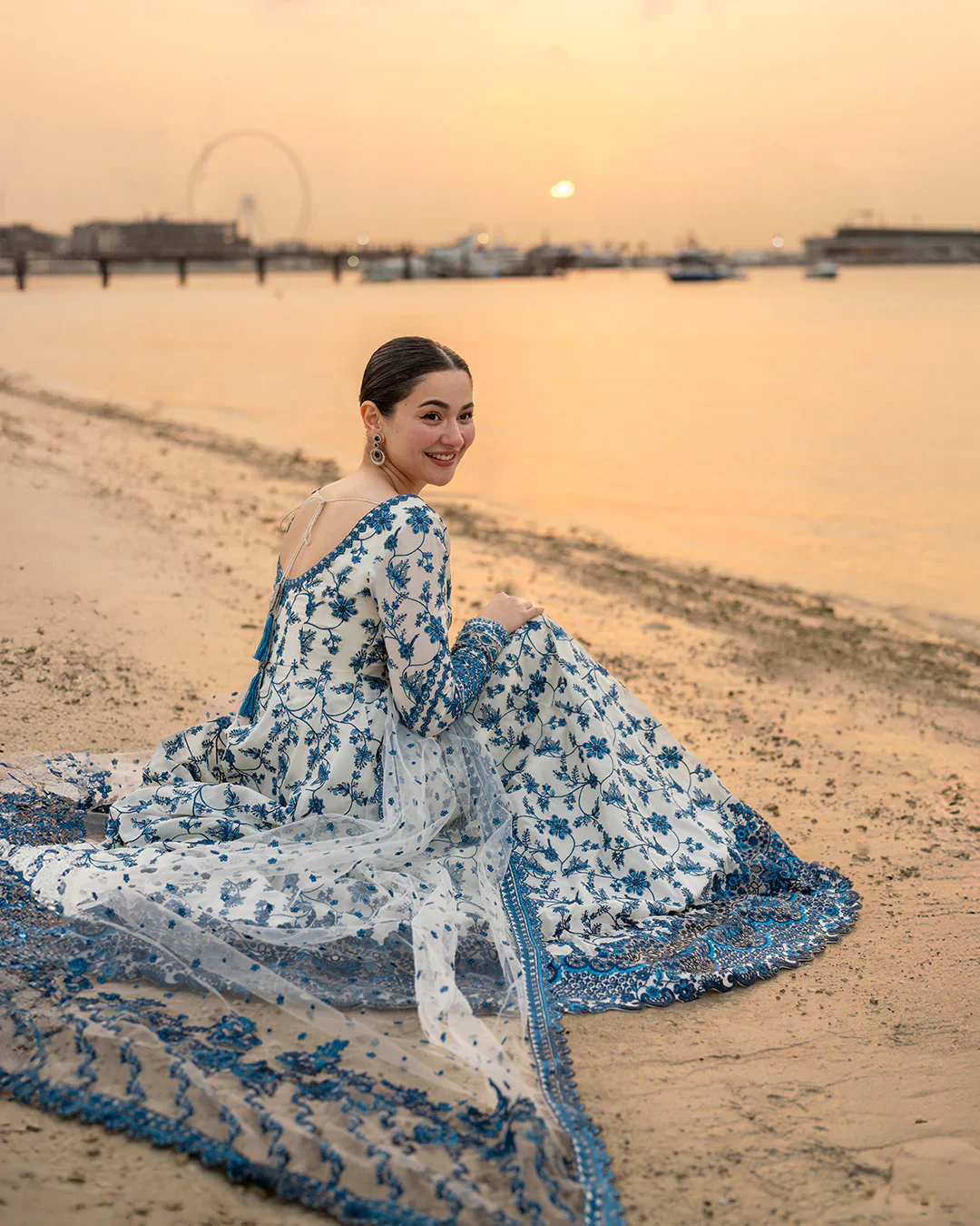 FAIZA SAQLAIN AYA LUXURY JEHONA - Image 5