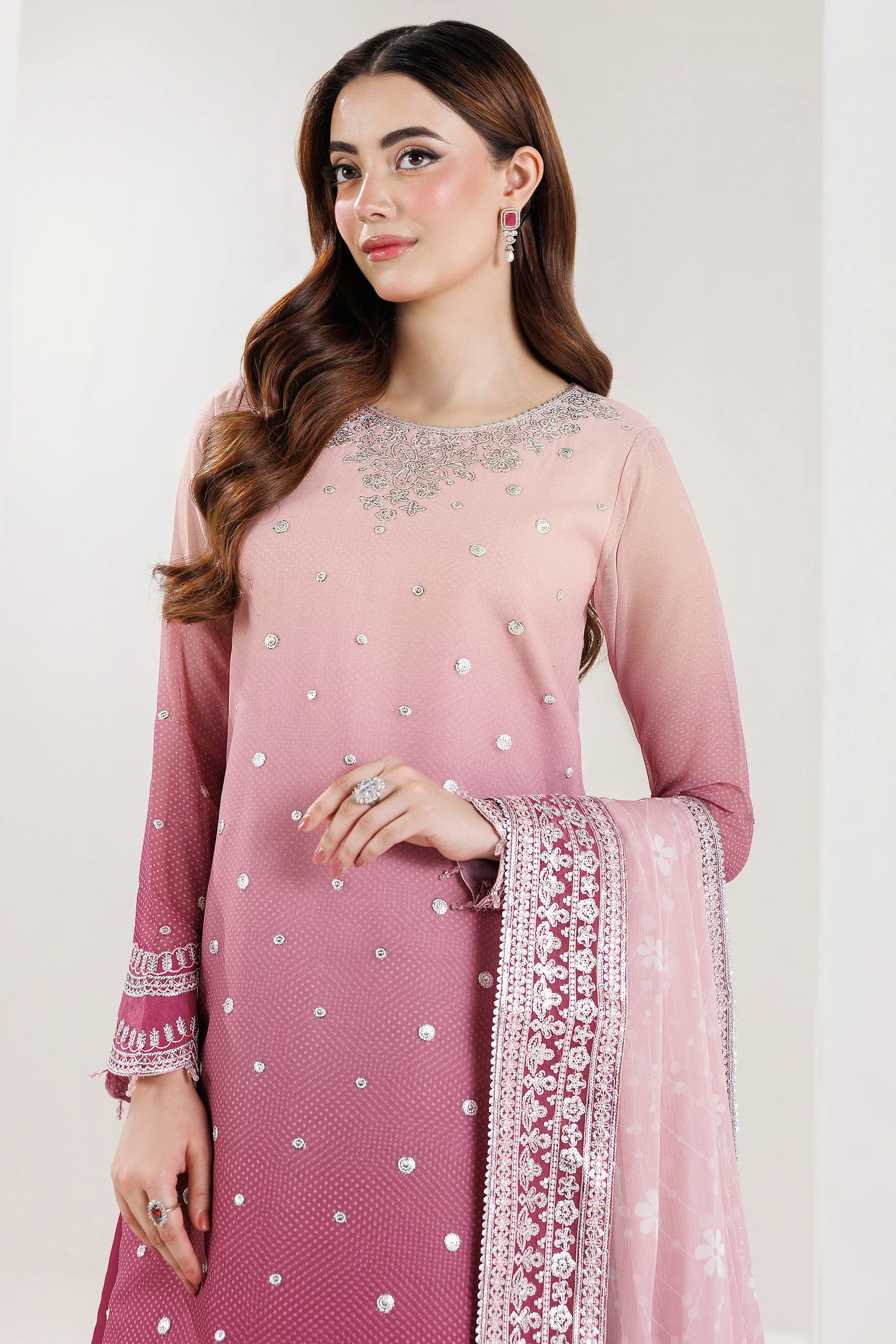FARASHA FLORELLA ROSETTE BLUSH - Image 7