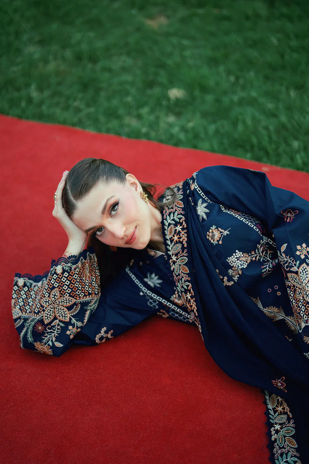 FLORENT EMBROIDERED LAWN FED-1B - Image 5