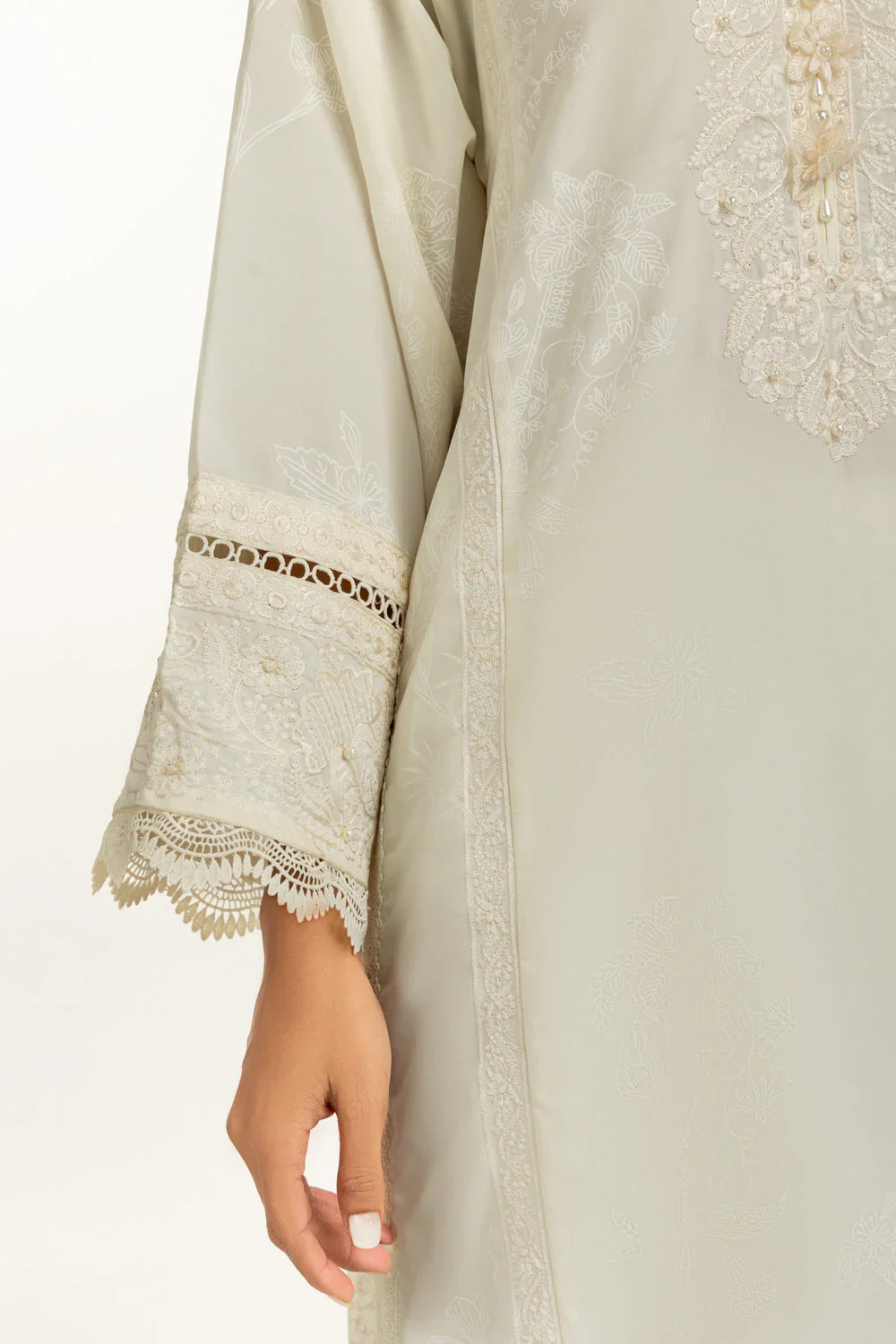 GUL AHMED IPSTD-44749 3PC - Image 3