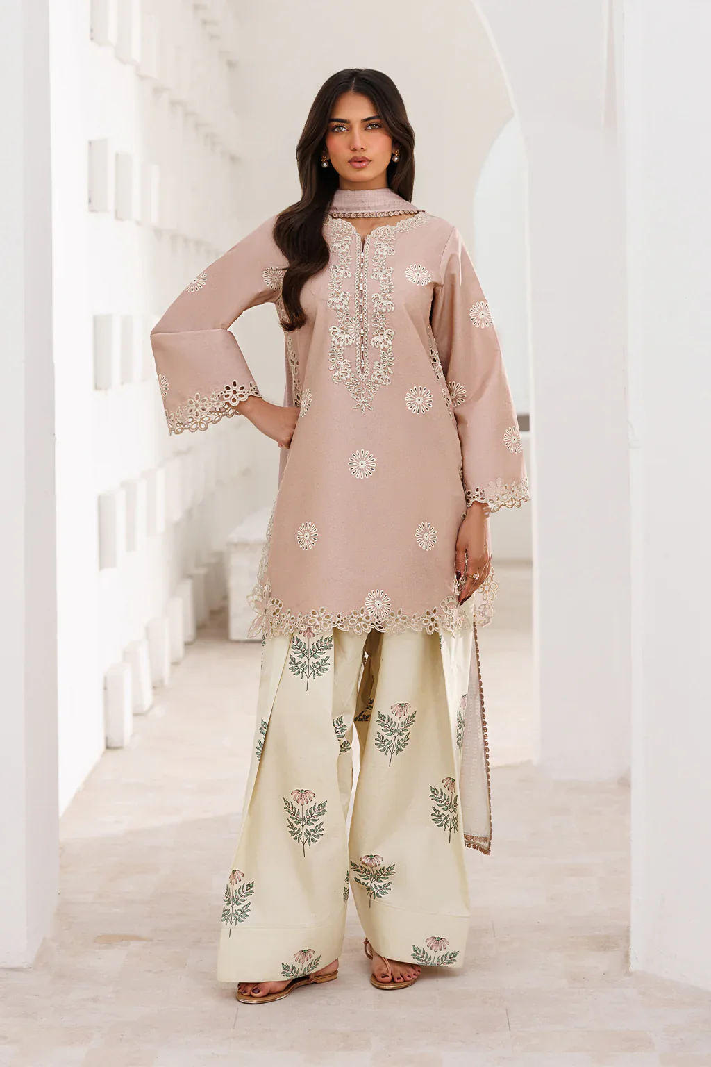 IZNIK EXCLUSIVE LAWN UE-640