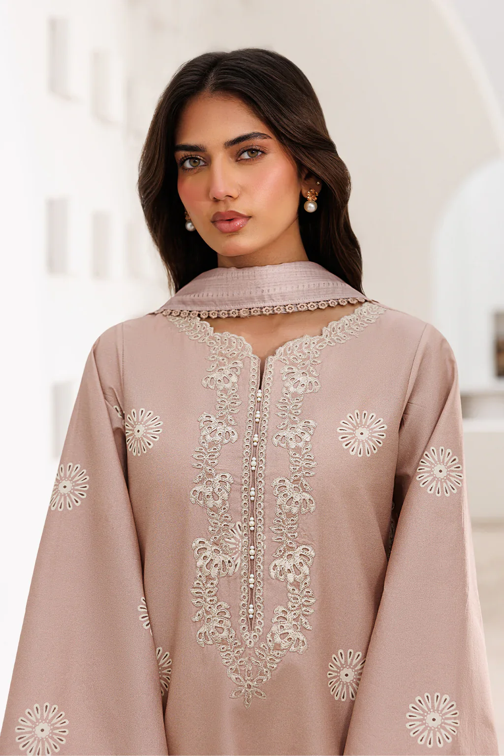 IZNIK EXCLUSIVE LAWN UE-640 - Image 6