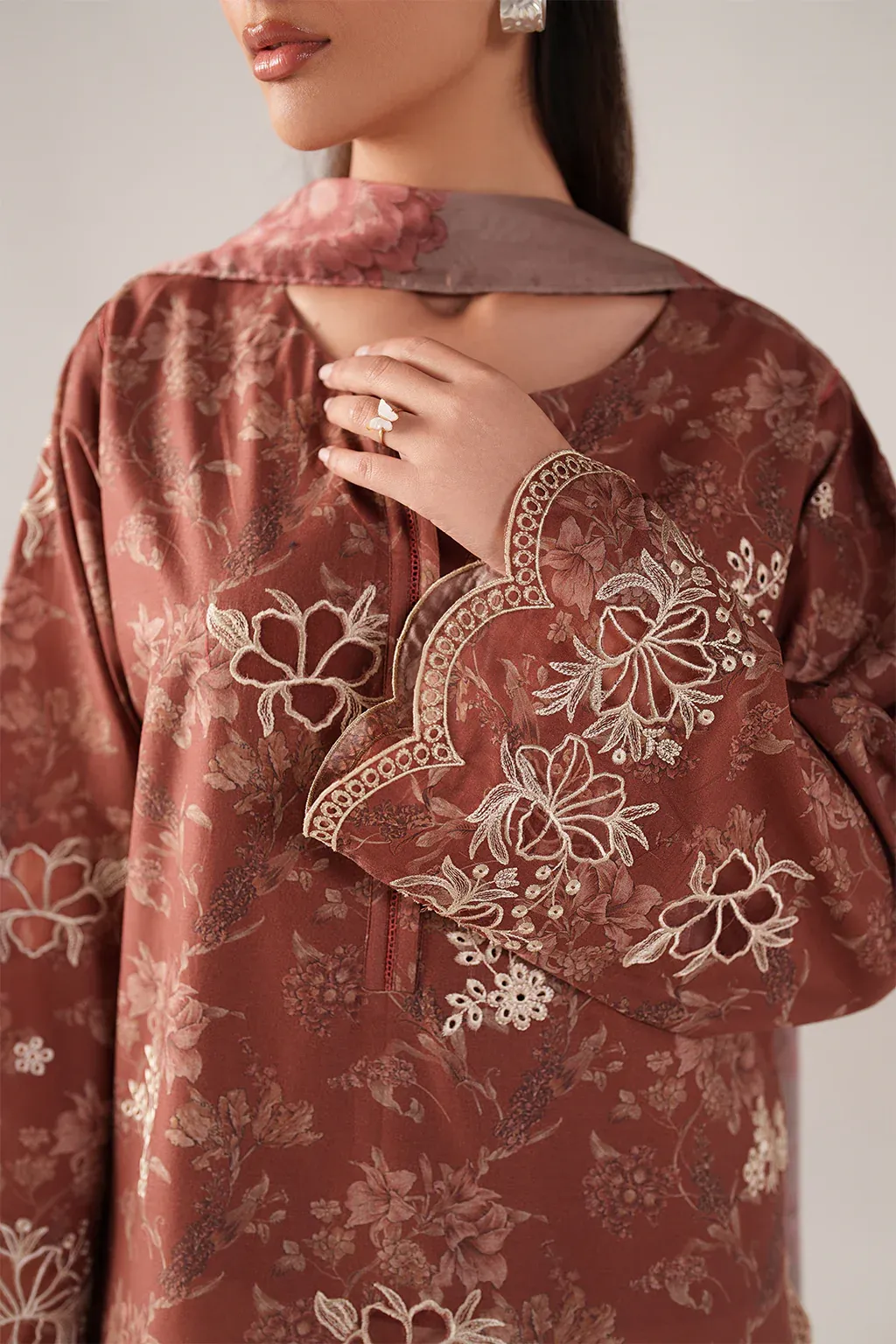 IZNIK SPRING SUMMER SS-02 - Image 3