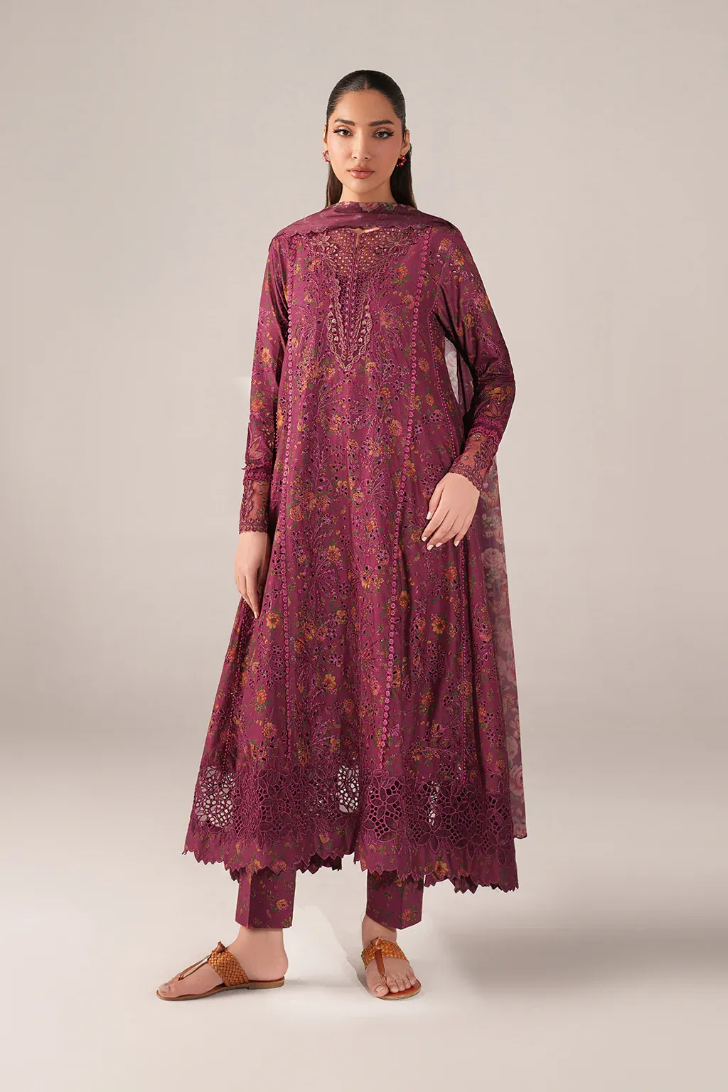 IZNIK SPRING SUMMER SS-04 - Image 2