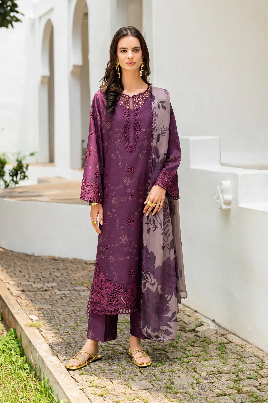 IZNIK SPRING SUMMER SS-08