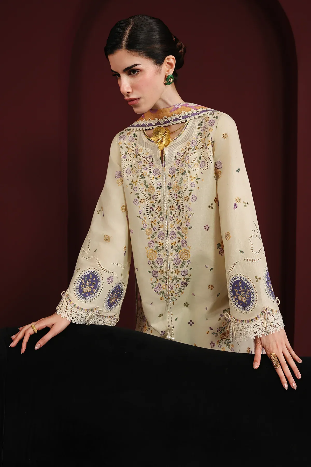 JAZMIN IRIS LUXURY LAWN IL26-D01 - Image 4