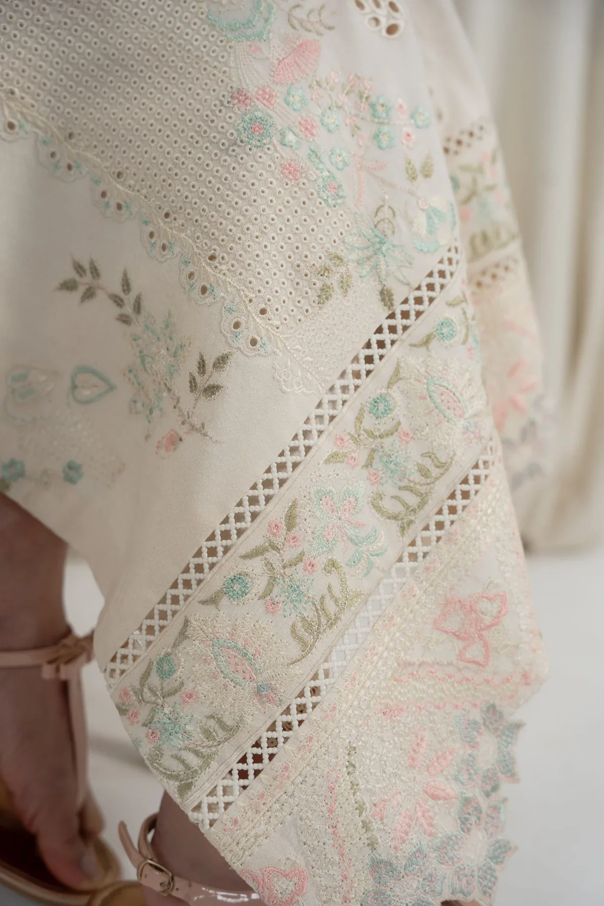KAIDA NOOR 3PC - Image 10