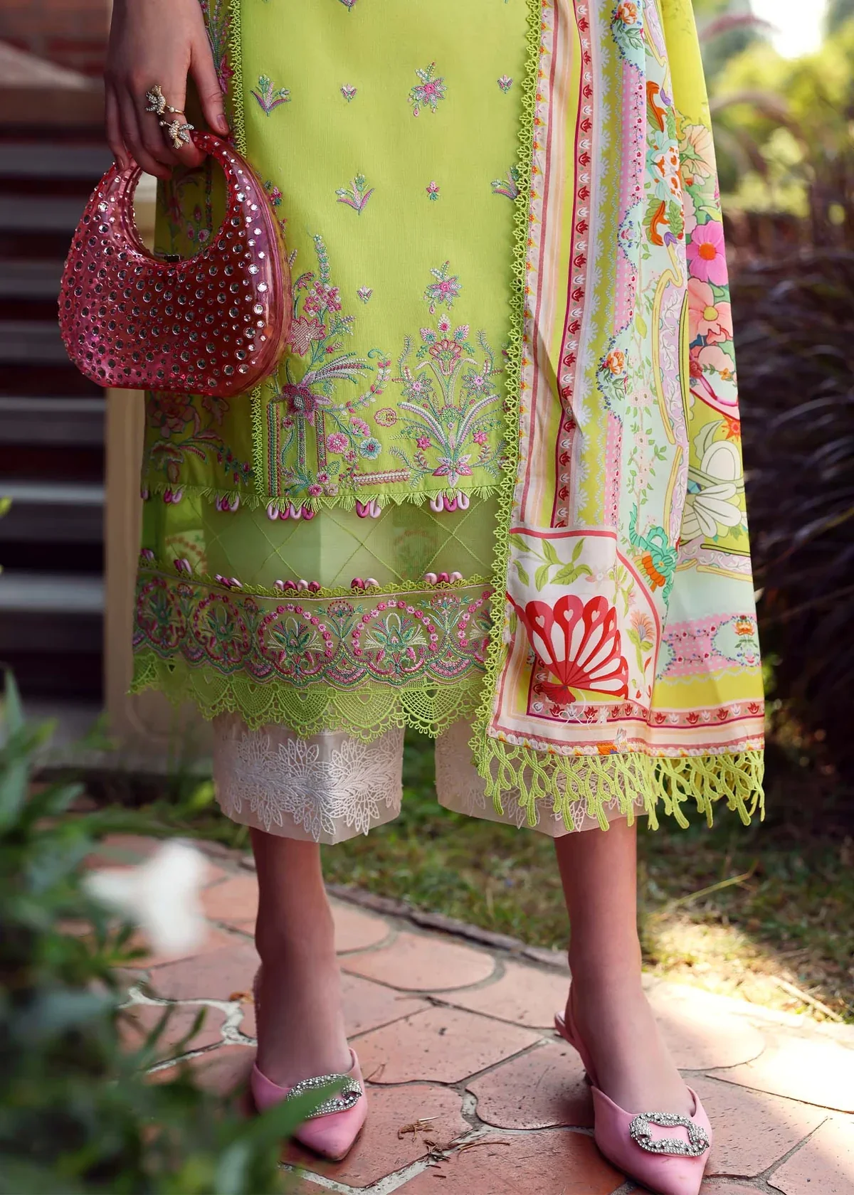KANWAL MALIK ERNA PARROT - Image 3
