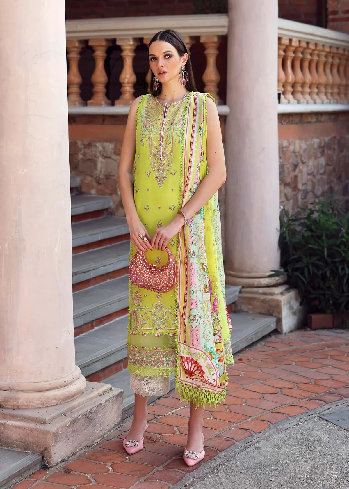 KANWAL MALIK ERNA PARROT - Image 4