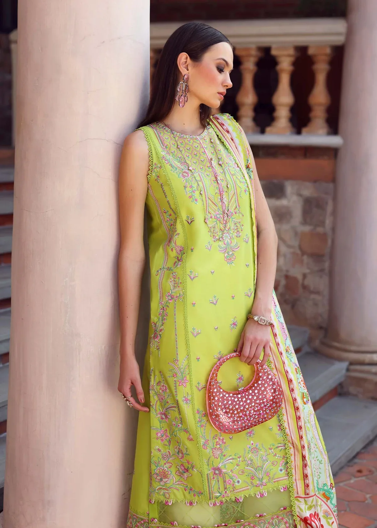 KANWAL MALIK ERNA PARROT - Image 5