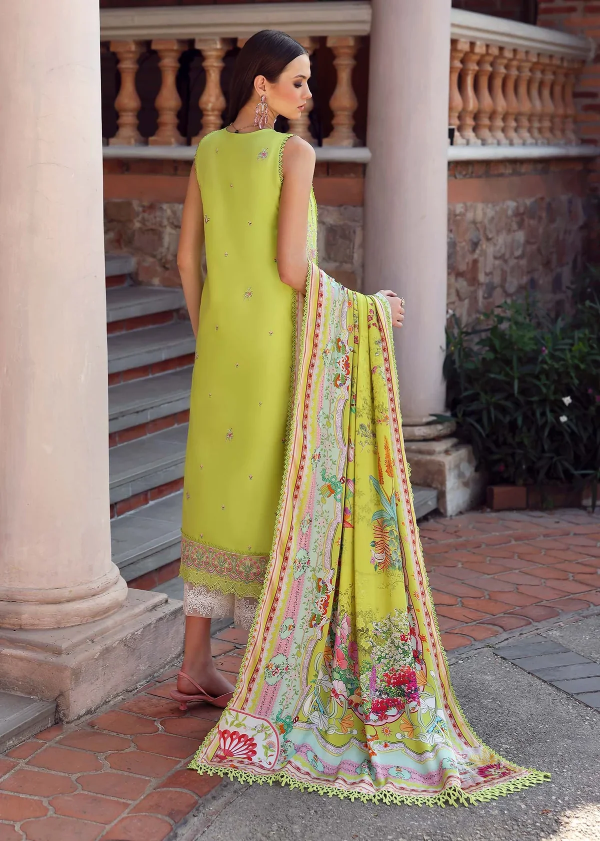 KANWAL MALIK ERNA PARROT - Image 6