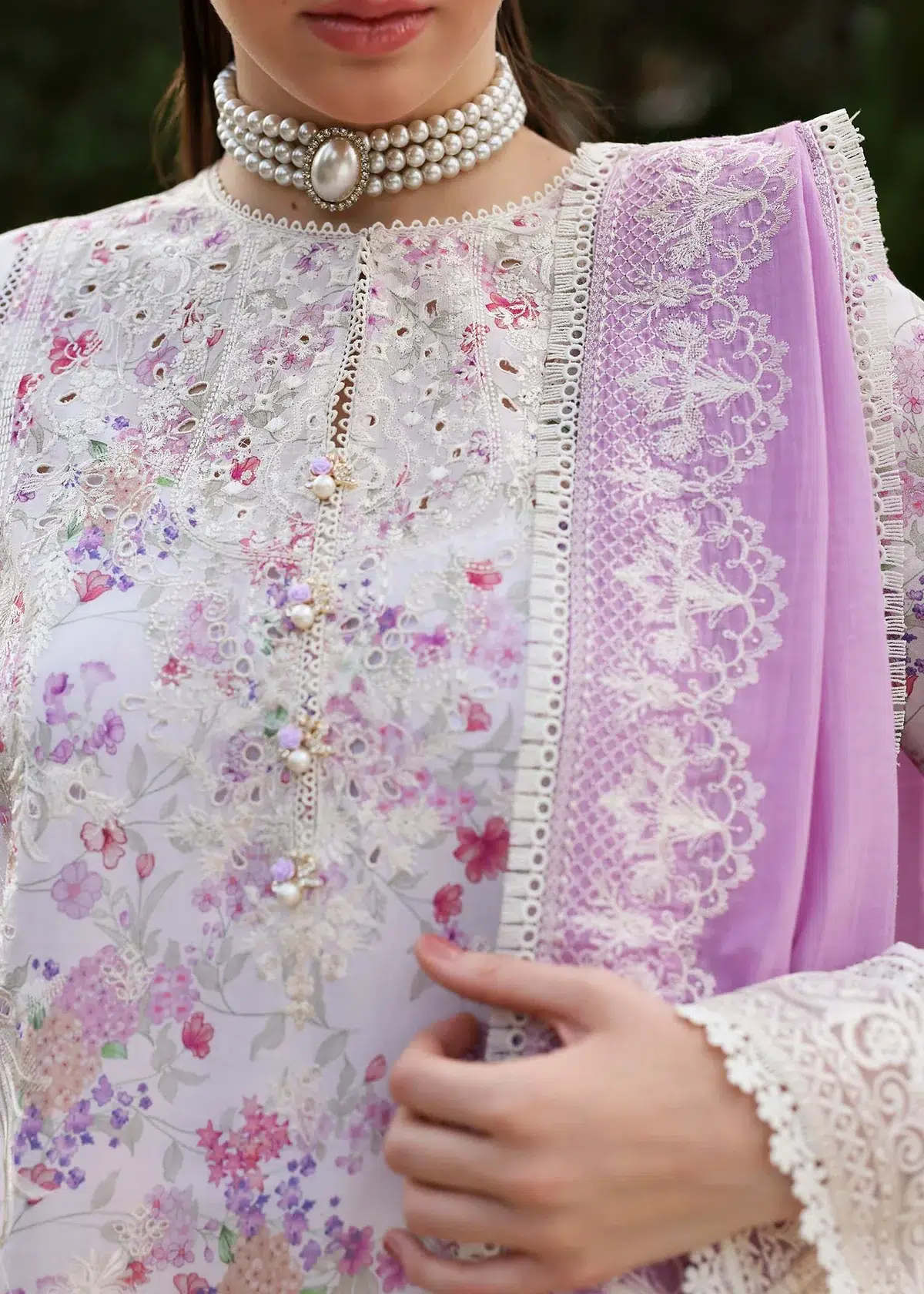 KANWAL MALIK RAYA WHITE - Image 3