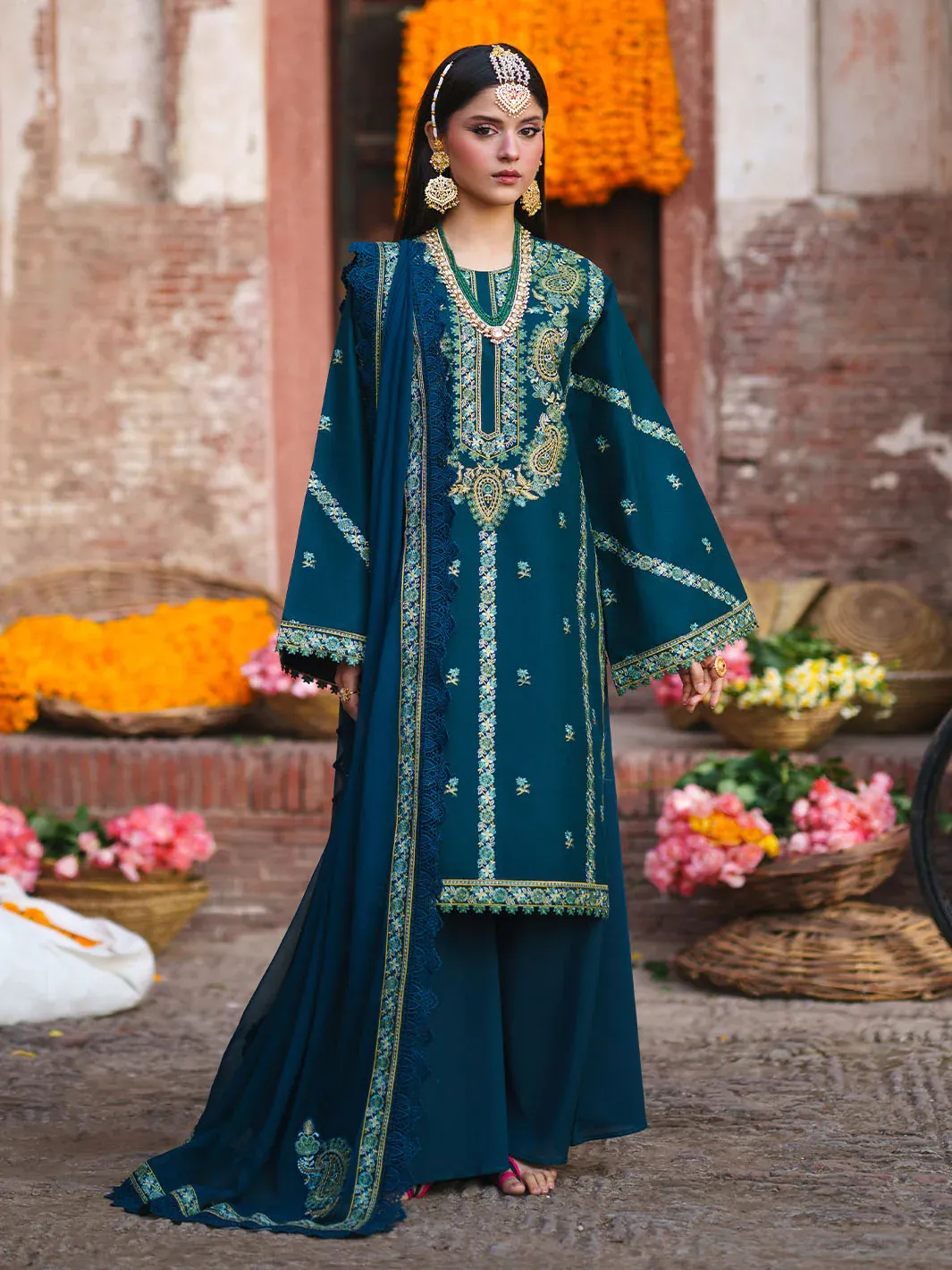 MAHNUR GUL G-002