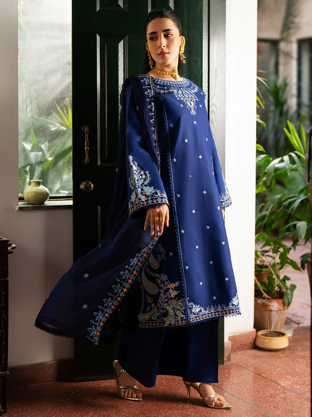 MAHNUR SATRANGI ST-10 - Image 9