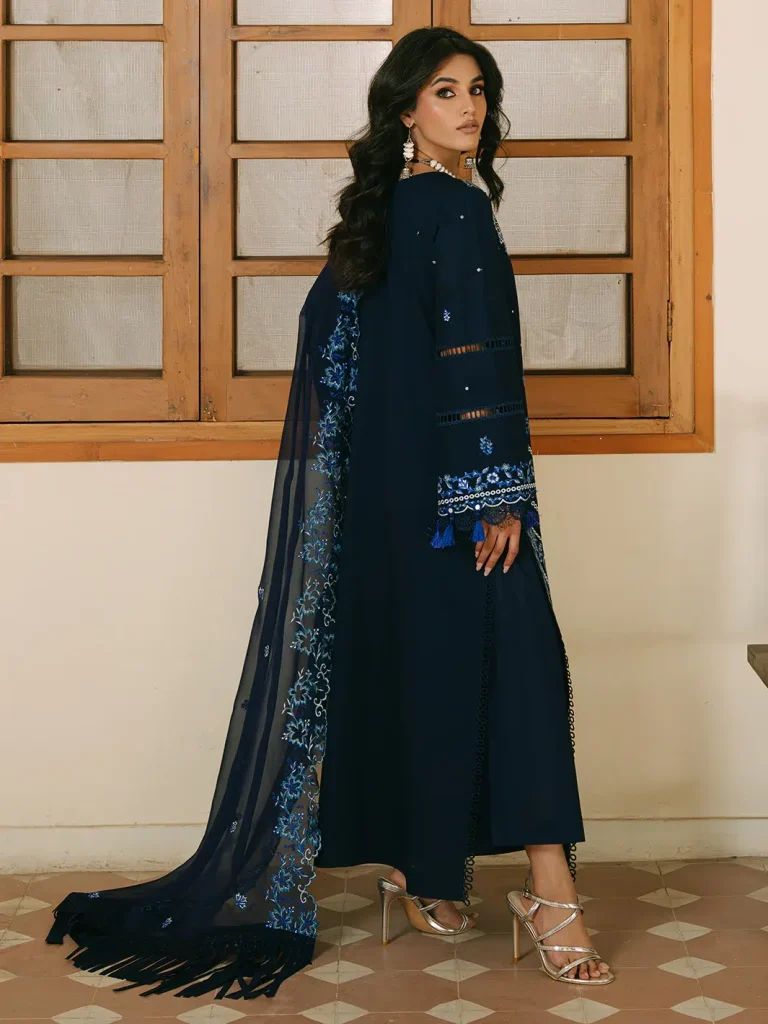 MAHNUR SHANAYA SHAHMINA - Image 2