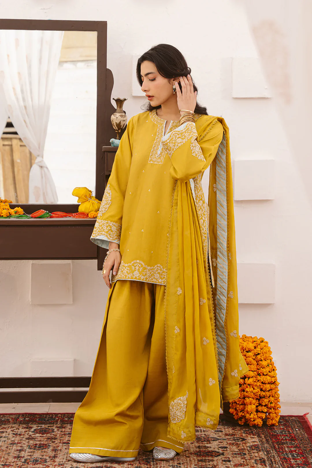 MANNAT VAHEERA 3PC - Image 2