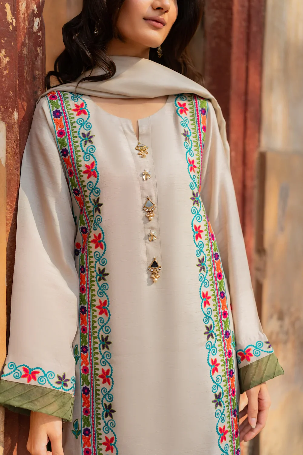 MIRANA NUREH 3PC - Image 6