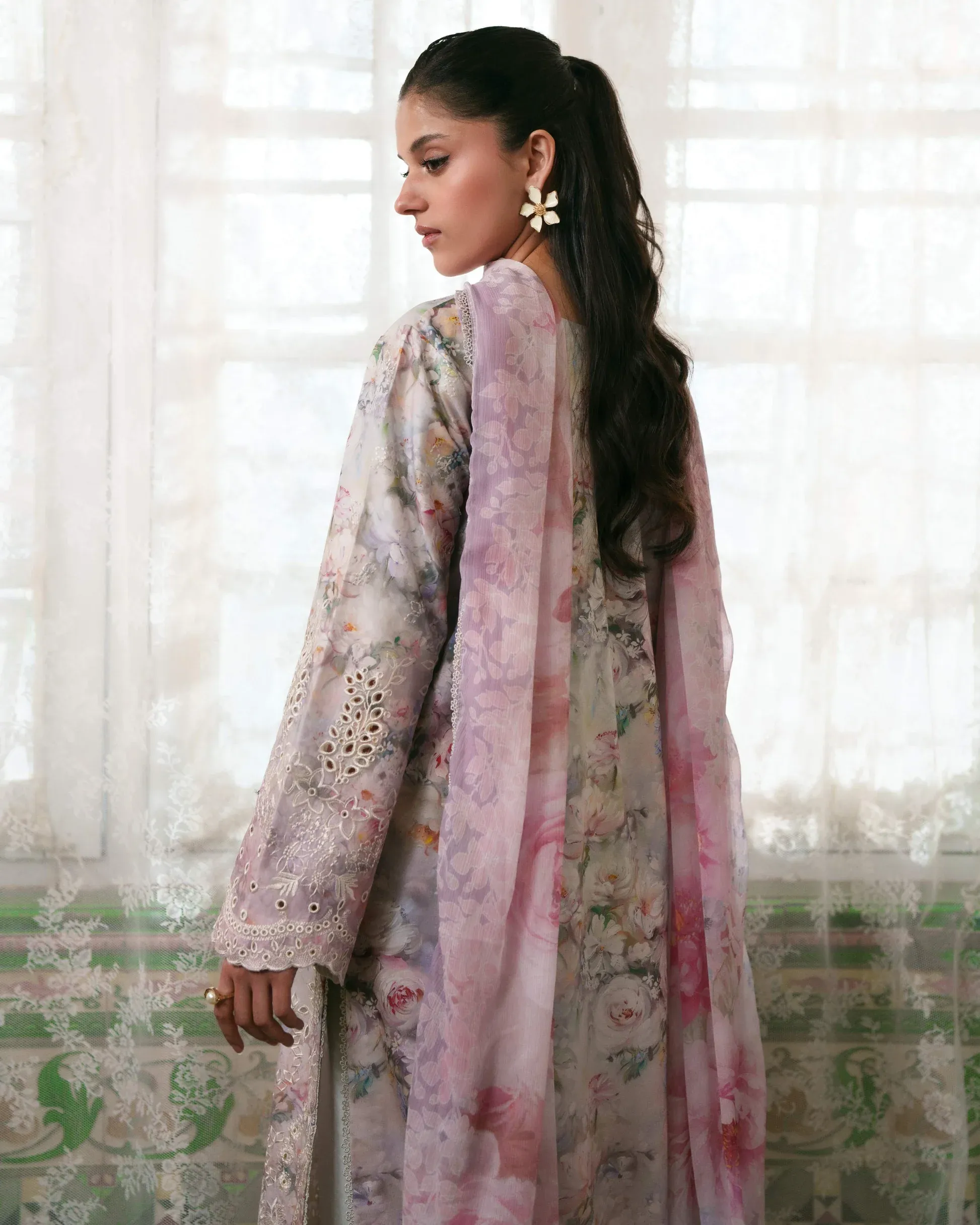 NEESHAY SUMMER PRINTNKARI BLUSHE - Image 2