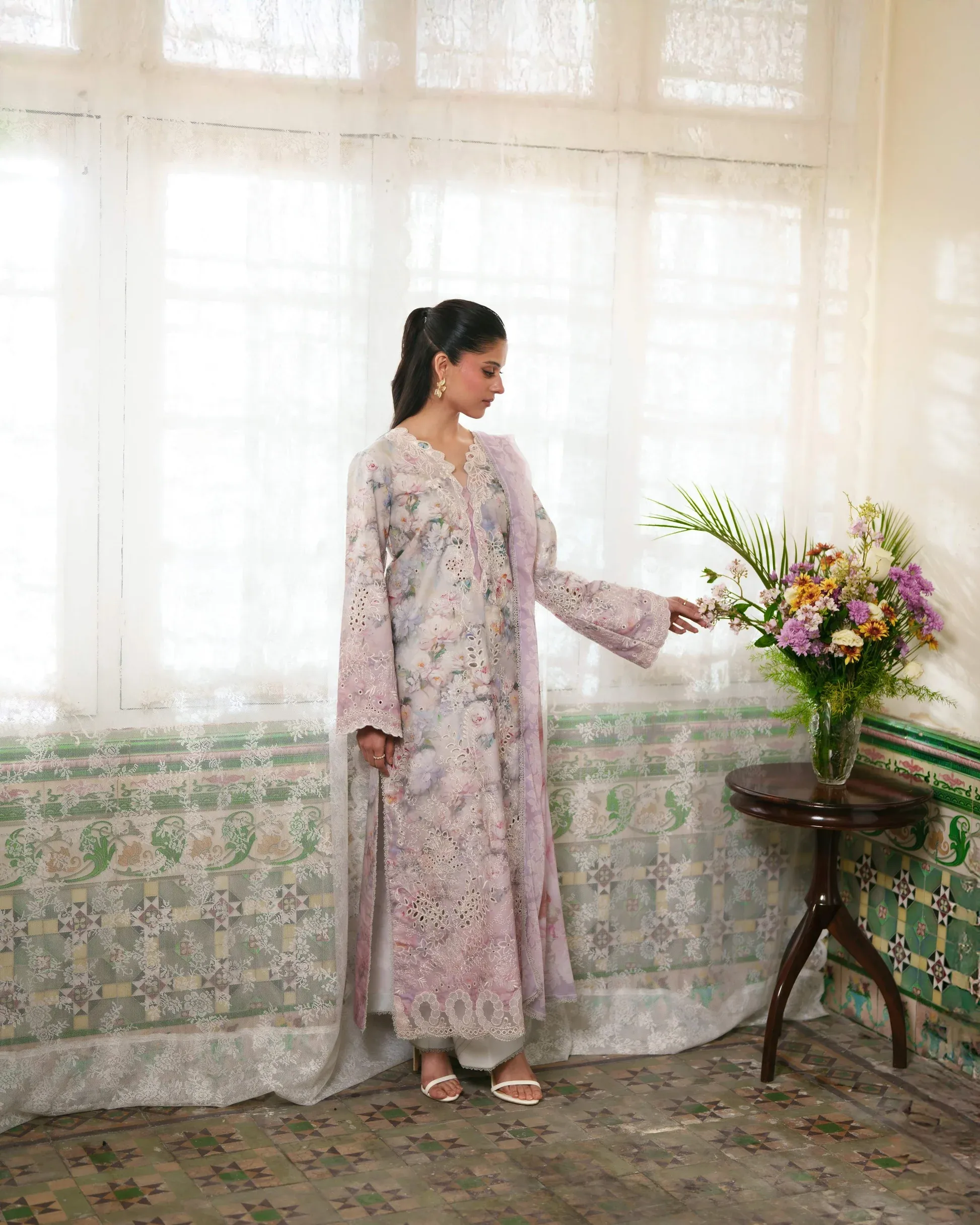 NEESHAY SUMMER PRINTNKARI BLUSHE - Image 5