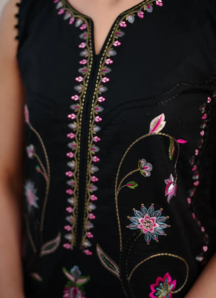 NEESHAY SYMPHONY LUXURY LAWN MIREA - Image 3