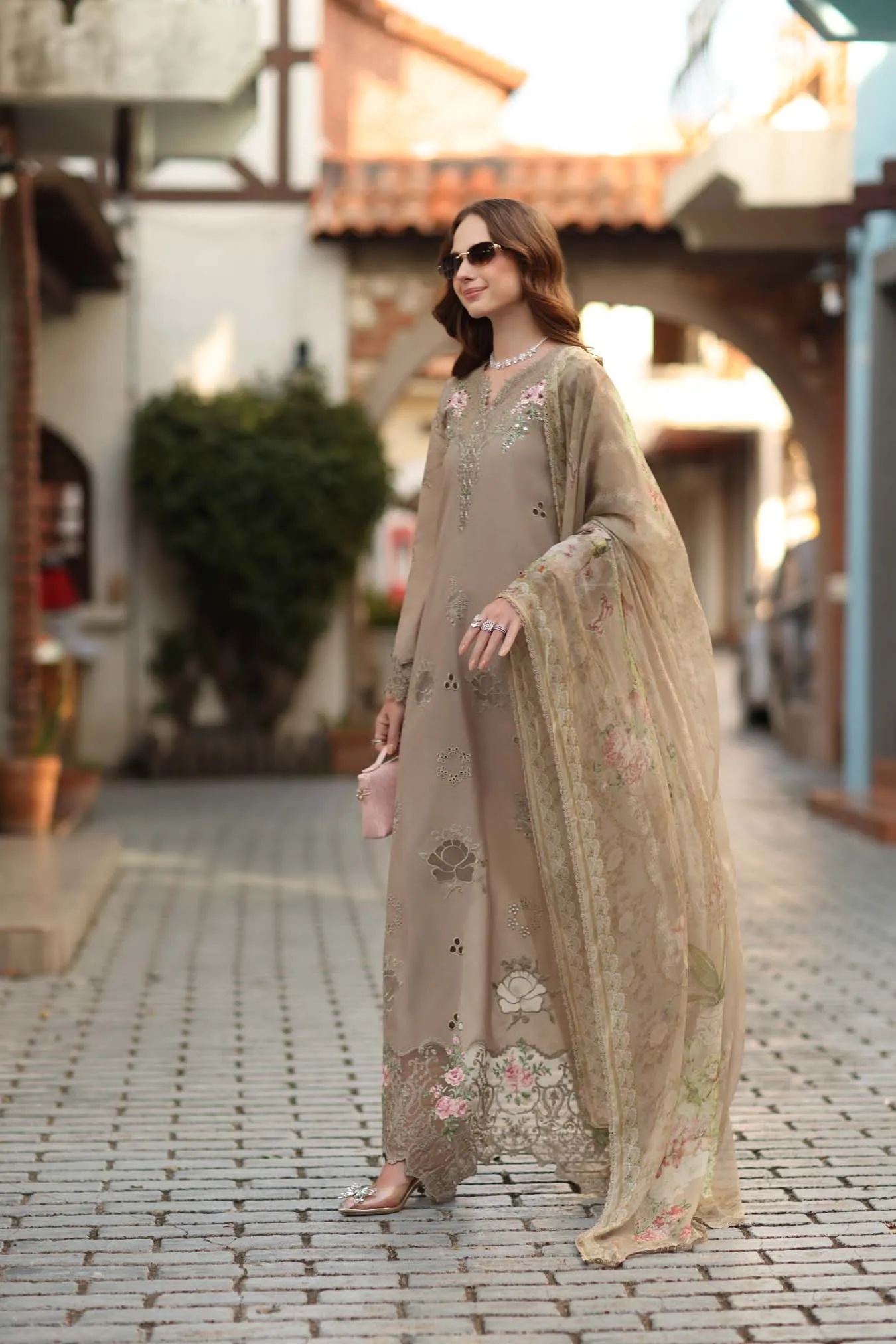 NOOR BY SAADIA ASAD D3-B - Image 3
