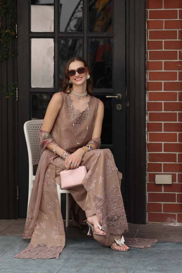 NOOR BY SAADIA ASAD LUXE CHIKANKARI D-12 - Image 9