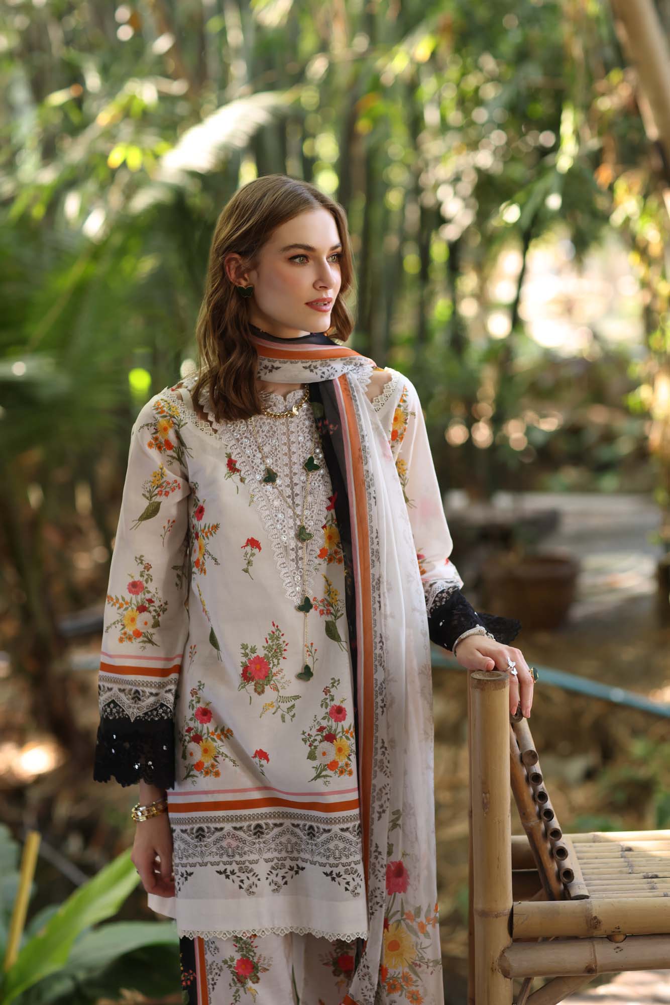 NOOR LUXE PRINTEDKARI D-4B - Image 4