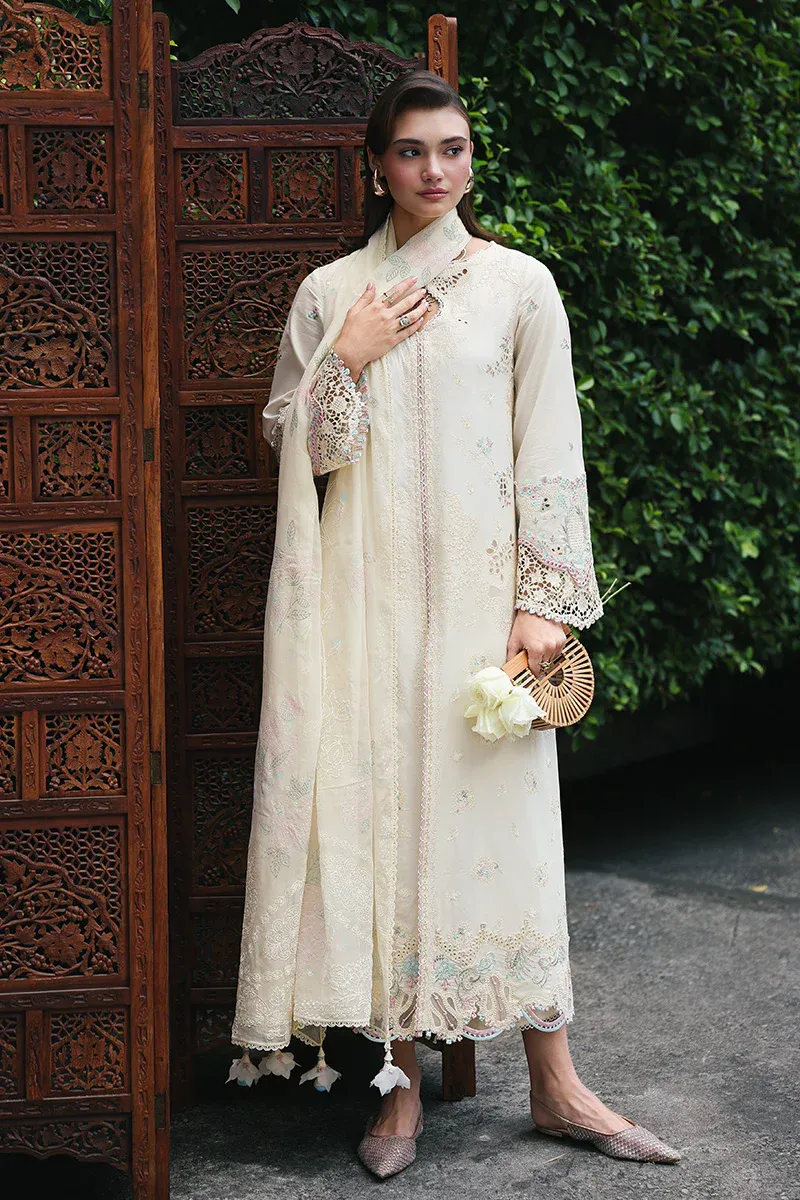 QALAMKAR QLINE LAWN RP-01 - Image 3