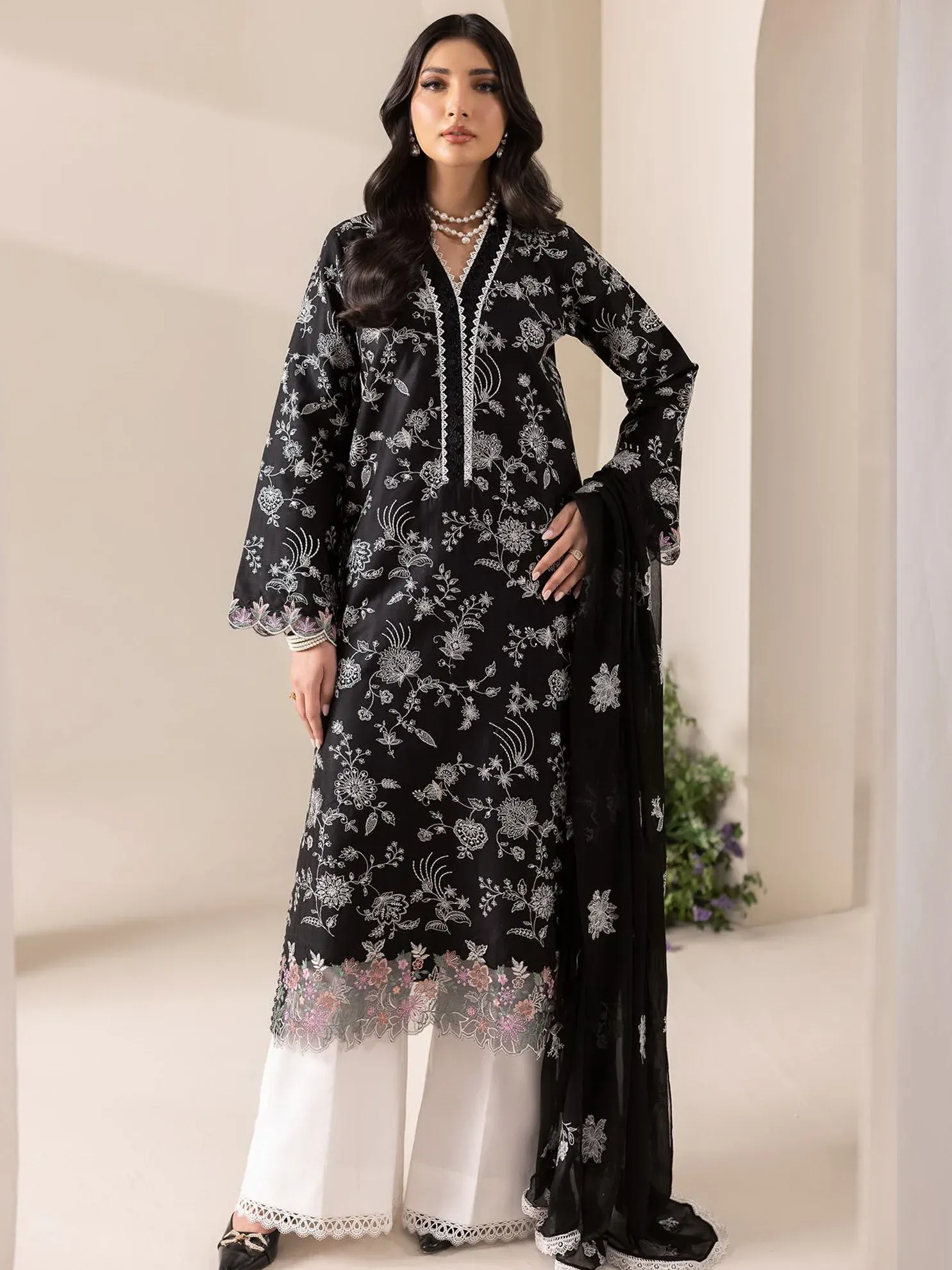 RAJBARI EXCLUSIVE EMBROIDERED CHIFFON D-10 - Image 2