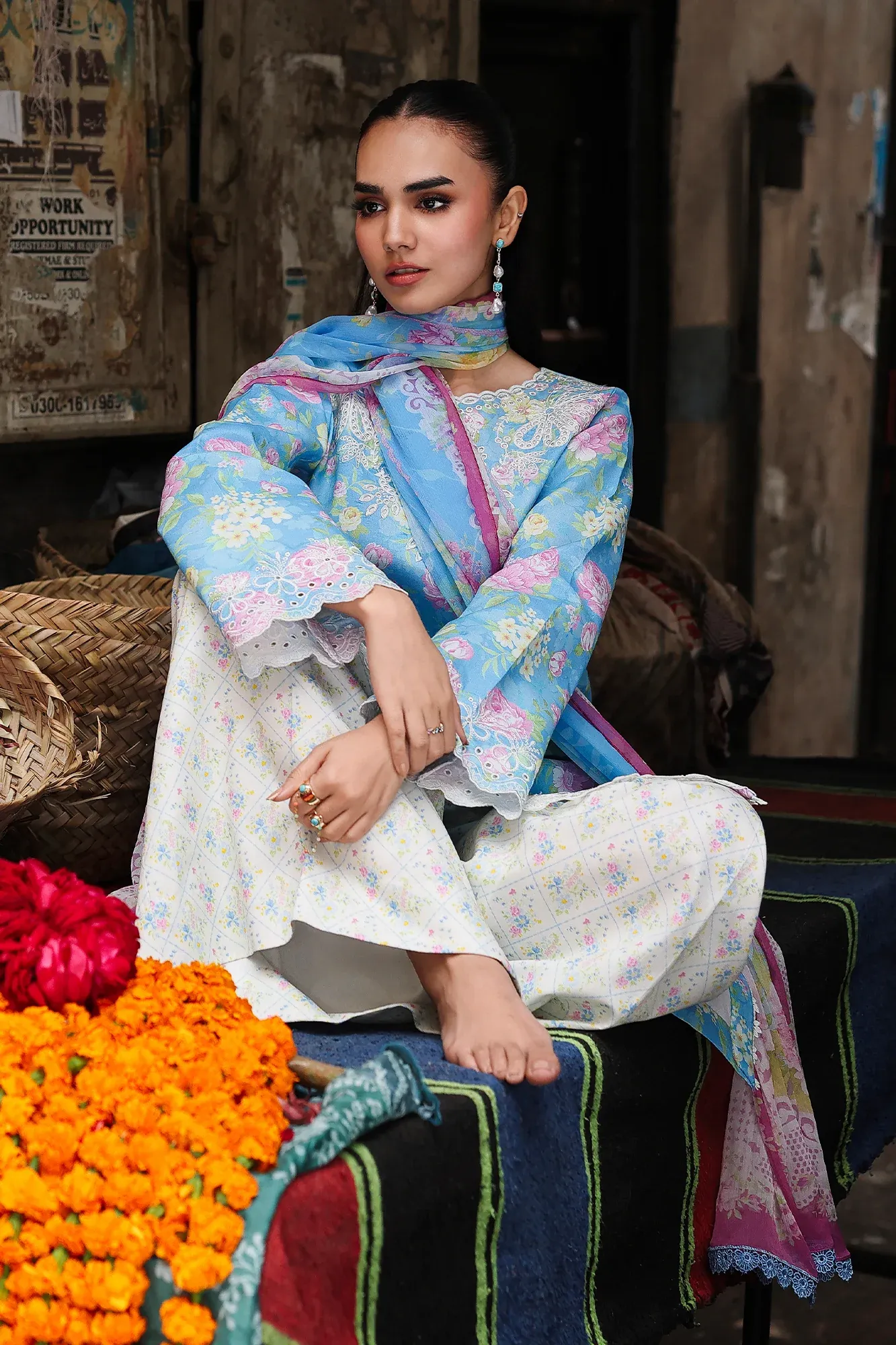 RAJBARI NISSA FLORAL SYMPHONY D-02 - Image 3